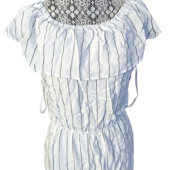 Yaya & Co Striped Jumpsuit - Picture 2 of 9